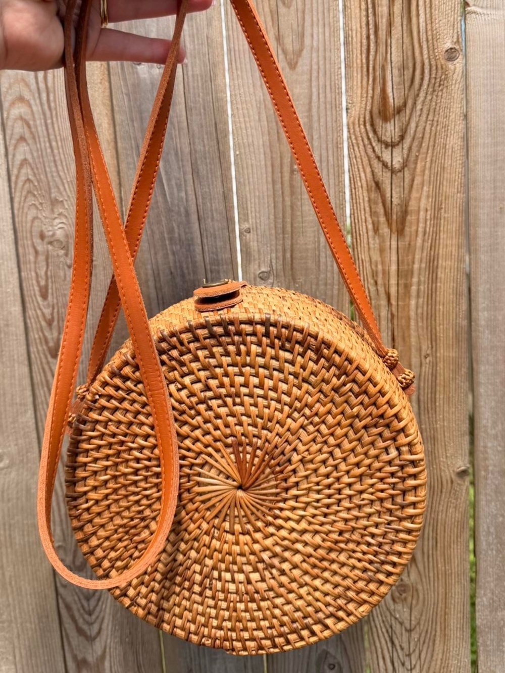 straw & leather purse, floral lining round floral lining